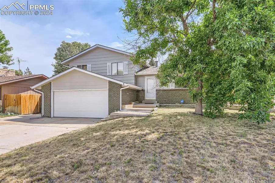 316 45th AVE, Greeley, CO 80634