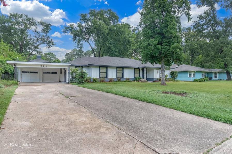 924 Wesley Avenue, Shreveport, LA 71107