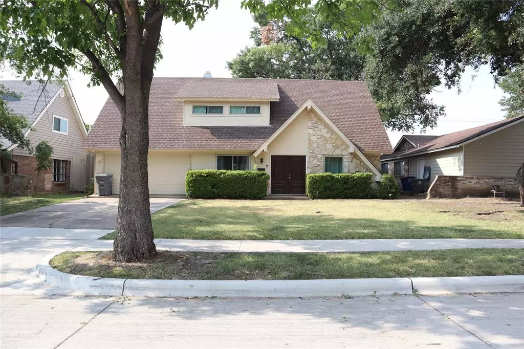 Dallas, TX 75234,12271 High Meadow Drive