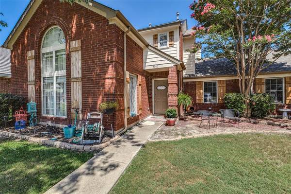 4202 Starboard Trail,  Rowlett,  TX 75088