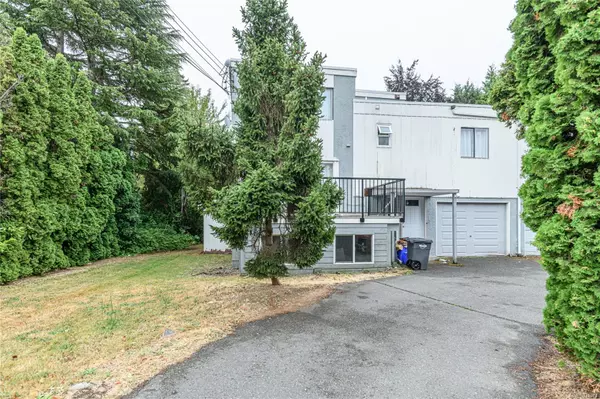 Saanich, BC V8N 1A6,1681 McKenzie Ave #D