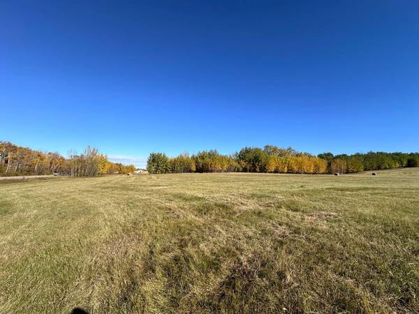 Lac La Biche, AB T0A 2C0,14374 Twp Rd 665