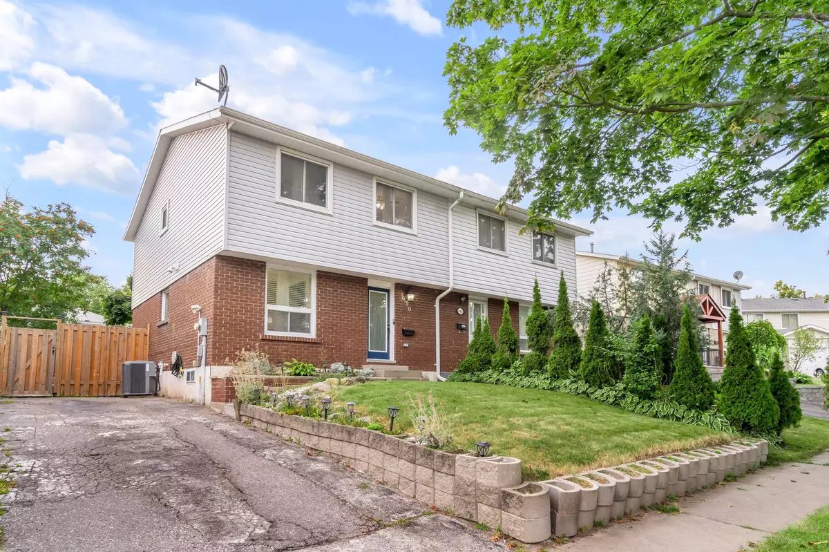 Oshawa, ON L1J 6A4,650 Bon Echo DR