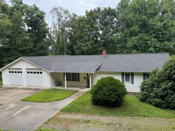 123 Langhorne Ln., Meadows Of Dan, VA 24120