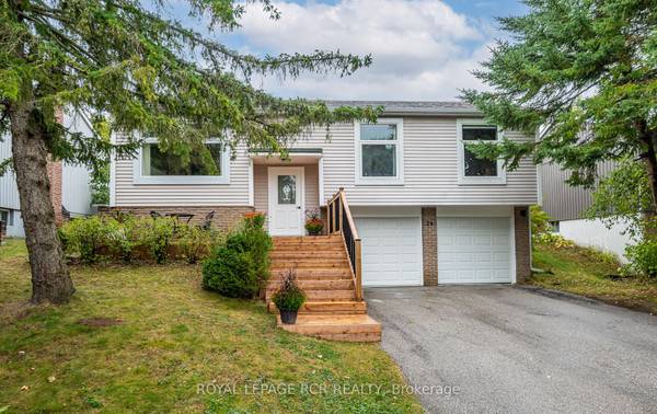 26 Red Mills DR, East Gwillimbury, ON L9N 1B5