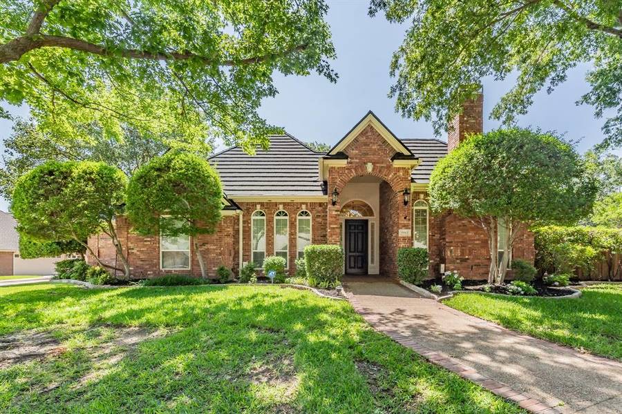 5902 Highland Hills Lane, Colleyville, TX 76034