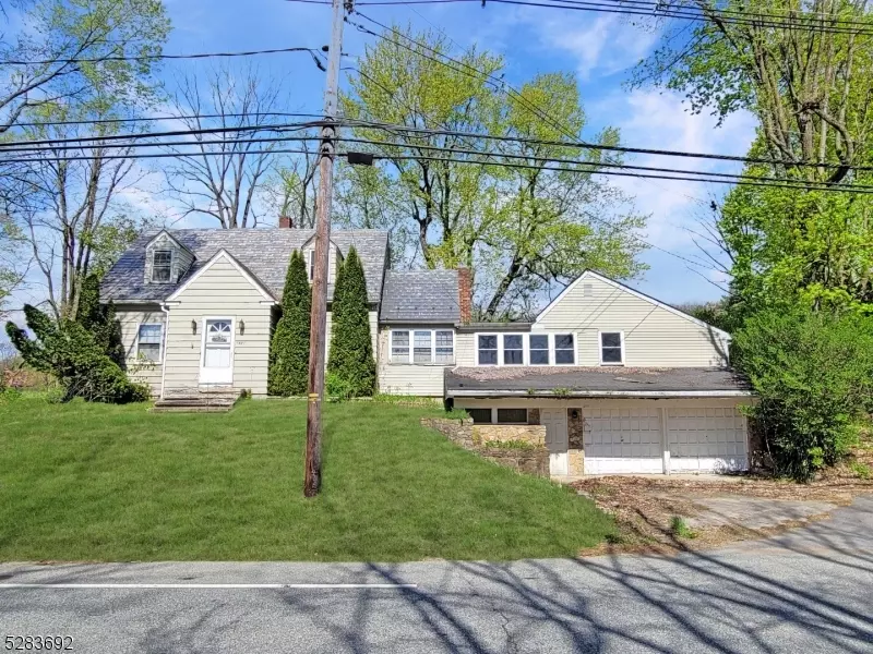 1821 Belvidere Rd, Lopatcong Twp., NJ 08865