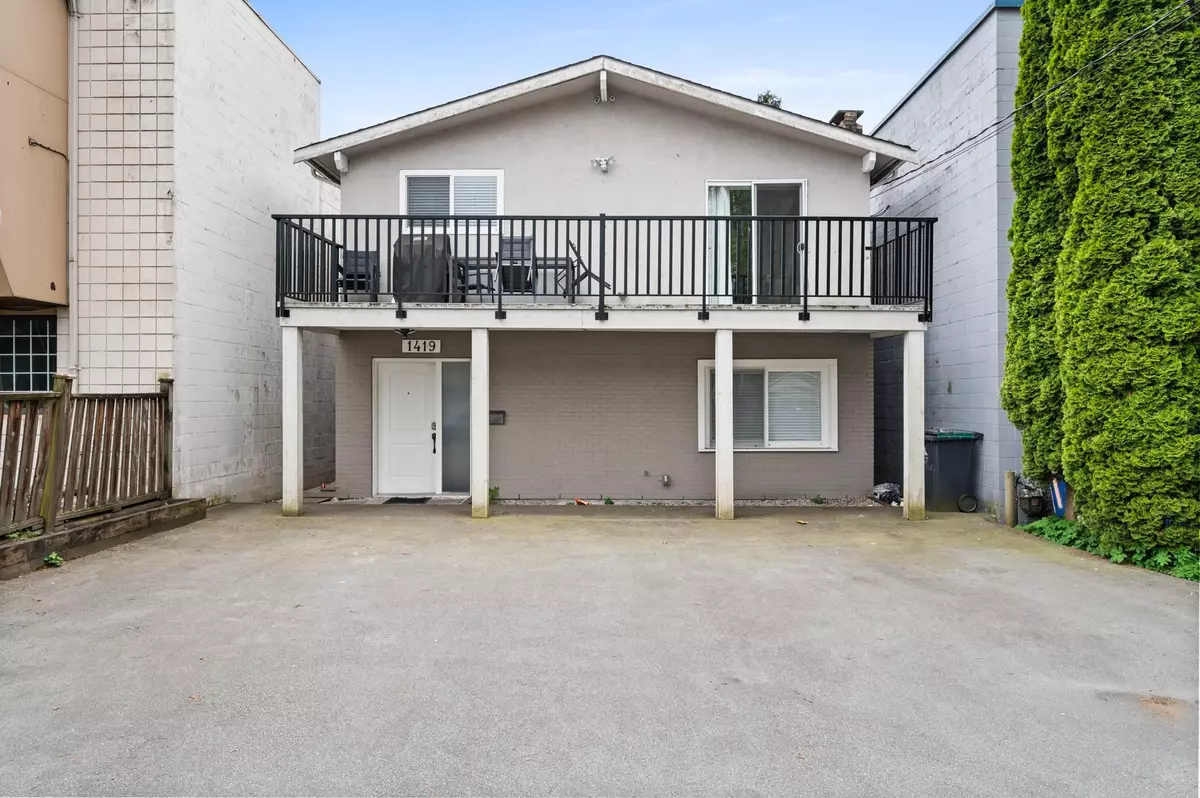 North Vancouver, BC V7J 1G1,1419 RUPERT STREET