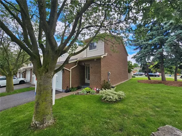 Burlington, ON L7M 1V6,1548 NEWLANDS Crescent #14