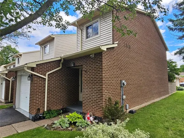 Burlington, ON L7M 1V6,1548 NEWLANDS Crescent #14