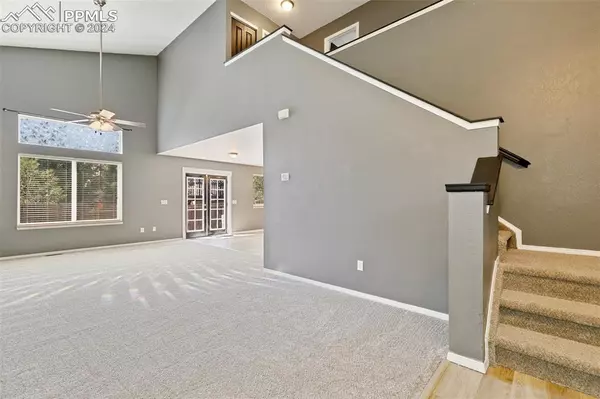 Colorado Springs, CO 80922,6245 Desoto DR