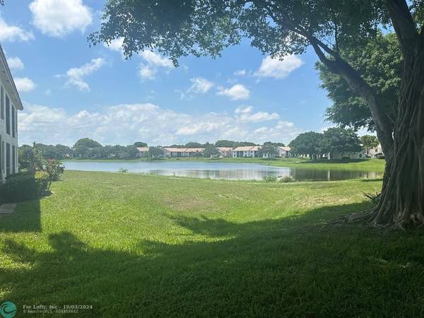 Boca Raton, FL 33431,2800 Palmwood Ter  #119