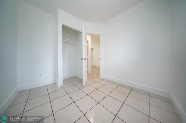 Fort Lauderdale, FL 33311,740 NW 4th Ave  #2