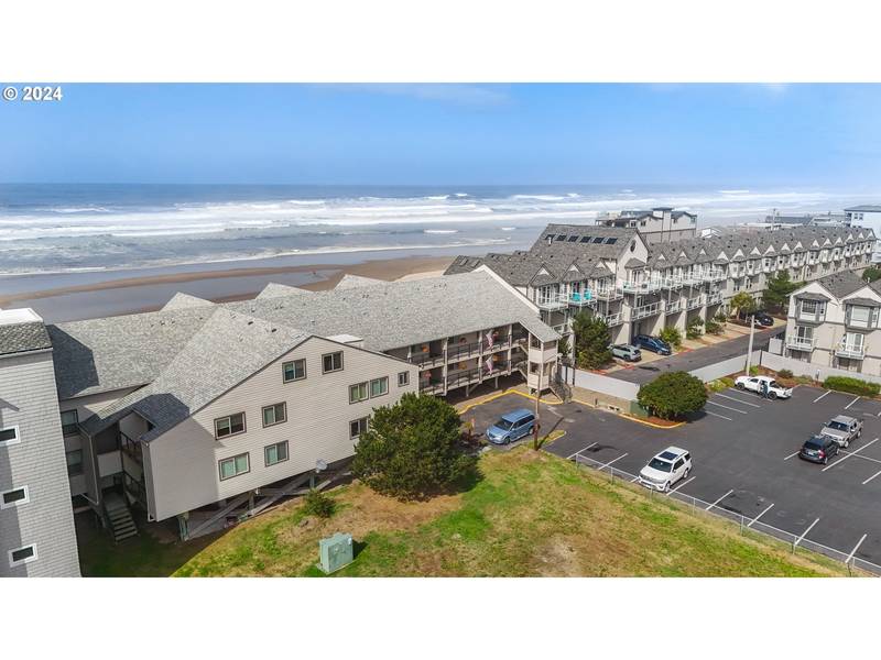 145 N MILLER ST #105, Rockaway Beach, OR 97136