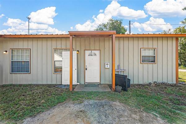 230 Private Road 8419, Van, TX 75790