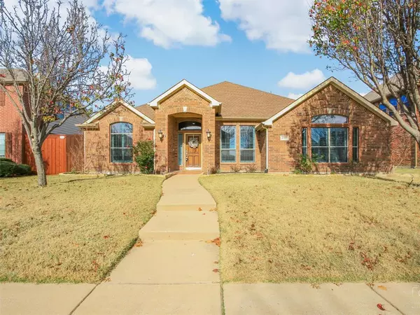 1703 Whispering Glen Drive, Allen, TX 75002