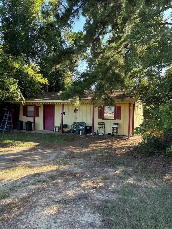 Texarkana, AR 71854,3302 Preston Street