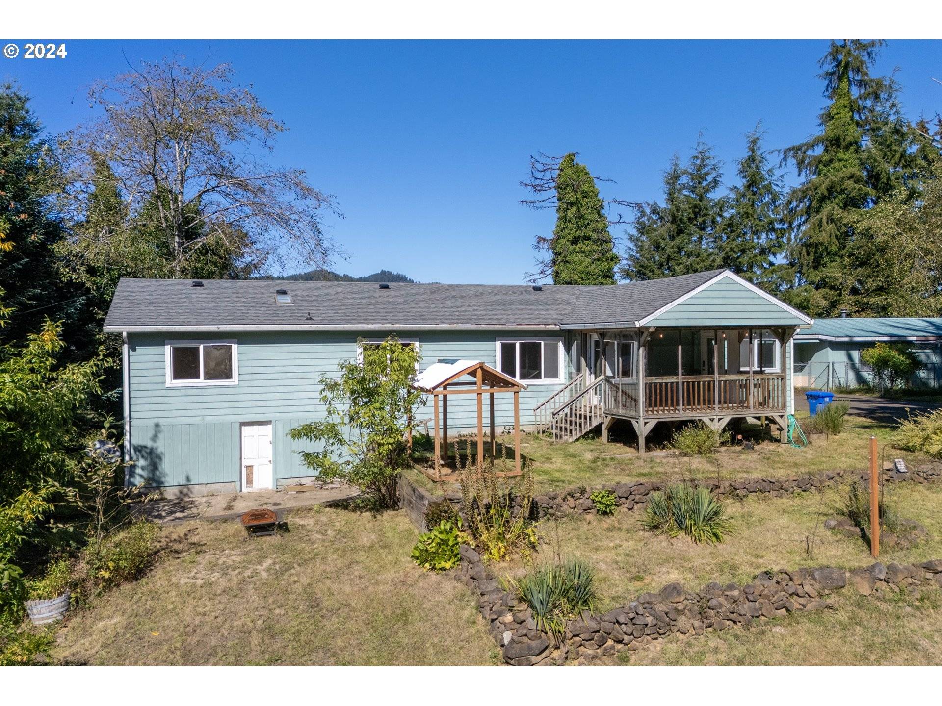 14350 CAMPGROUND ST, Cloverdale, OR 97112