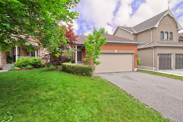 Newmarket, ON L3X 2C4,263 Paxton CRES