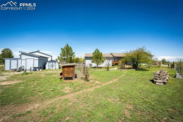 Elizabeth, CO 80107,8284 Sunrise DR