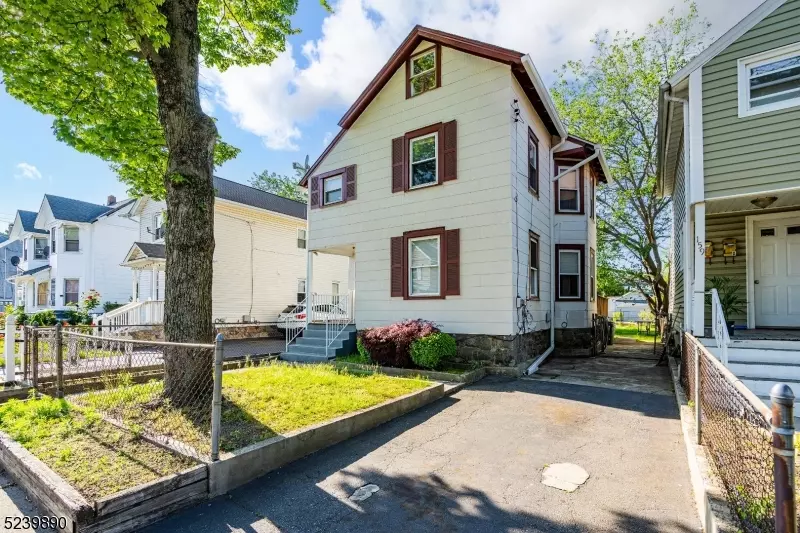 157 Richards Ave, Dover Town, NJ 07801