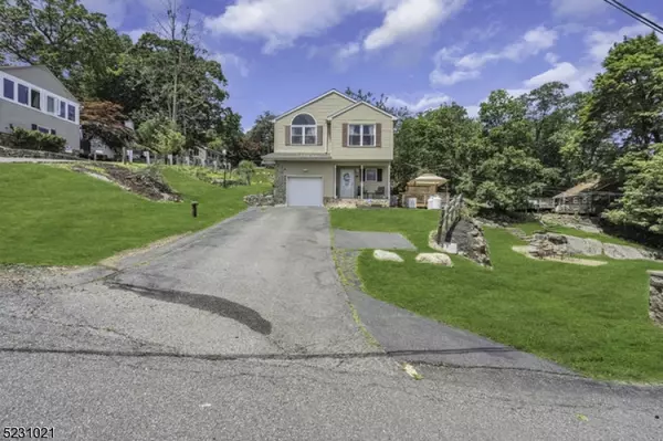 Hopatcong Boro, NJ 07843,28 Wildwood Shores Dr