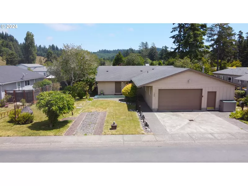 106 Jensen Way, Lakeside, OR 97449