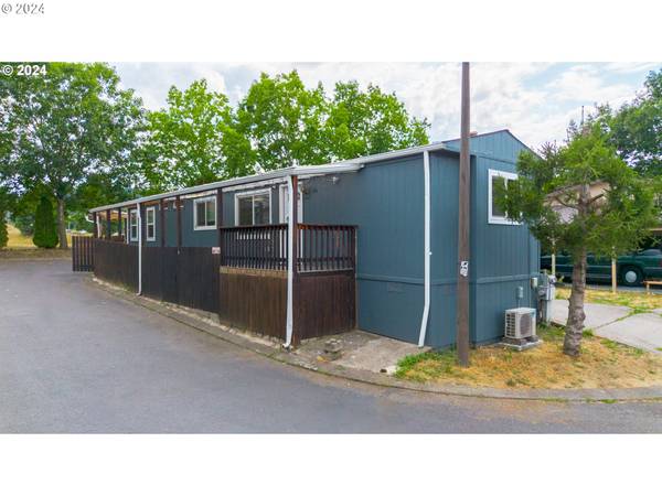 Portland, OR 97220,5200 NE 92nd AVE #20