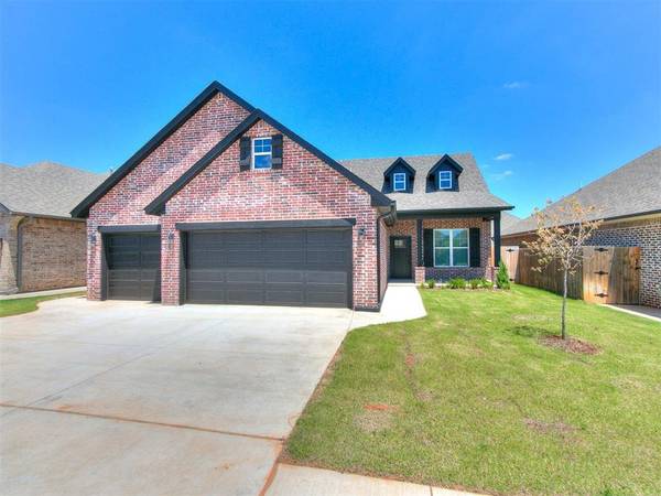 10817 NW 28th Street, Yukon, OK 73099