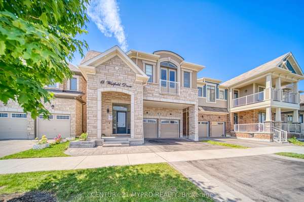 18 Westfield DR, Whitby, ON L1P 0E7