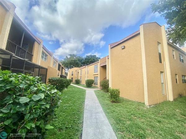 Fort Lauderdale, FL 33319,4455 Treehouse Ln  #15 B