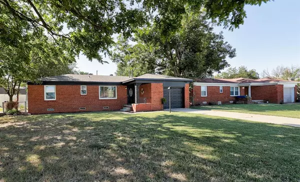 El Reno, OK 73036,1409 W Blake Street