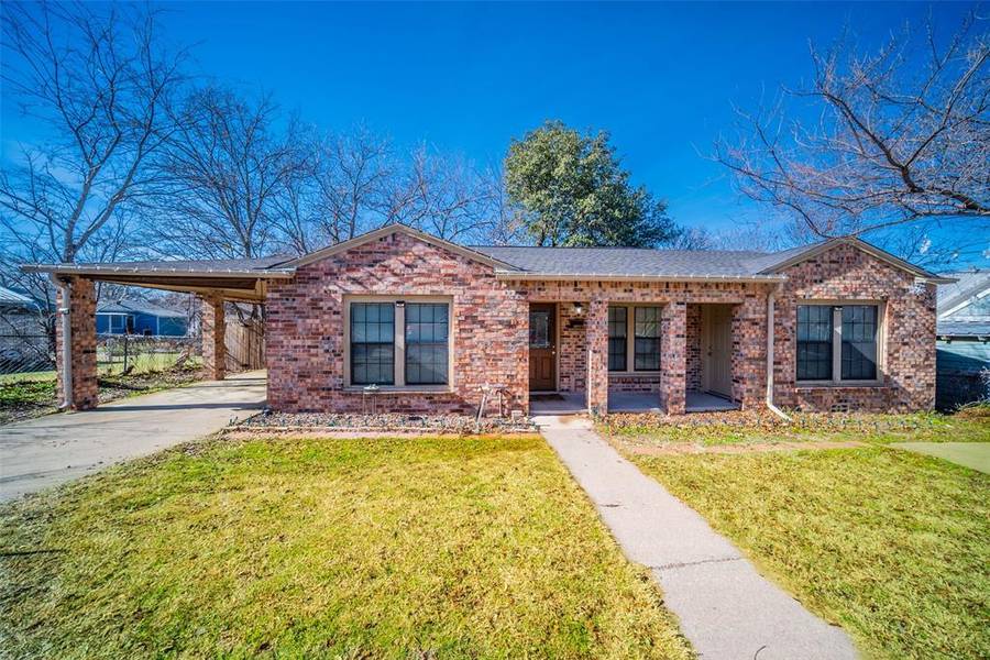 708 S Brazos Street, Weatherford, TX 76086