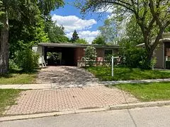 34 Shippigan CRES, Toronto C15, ON M2J 2G2