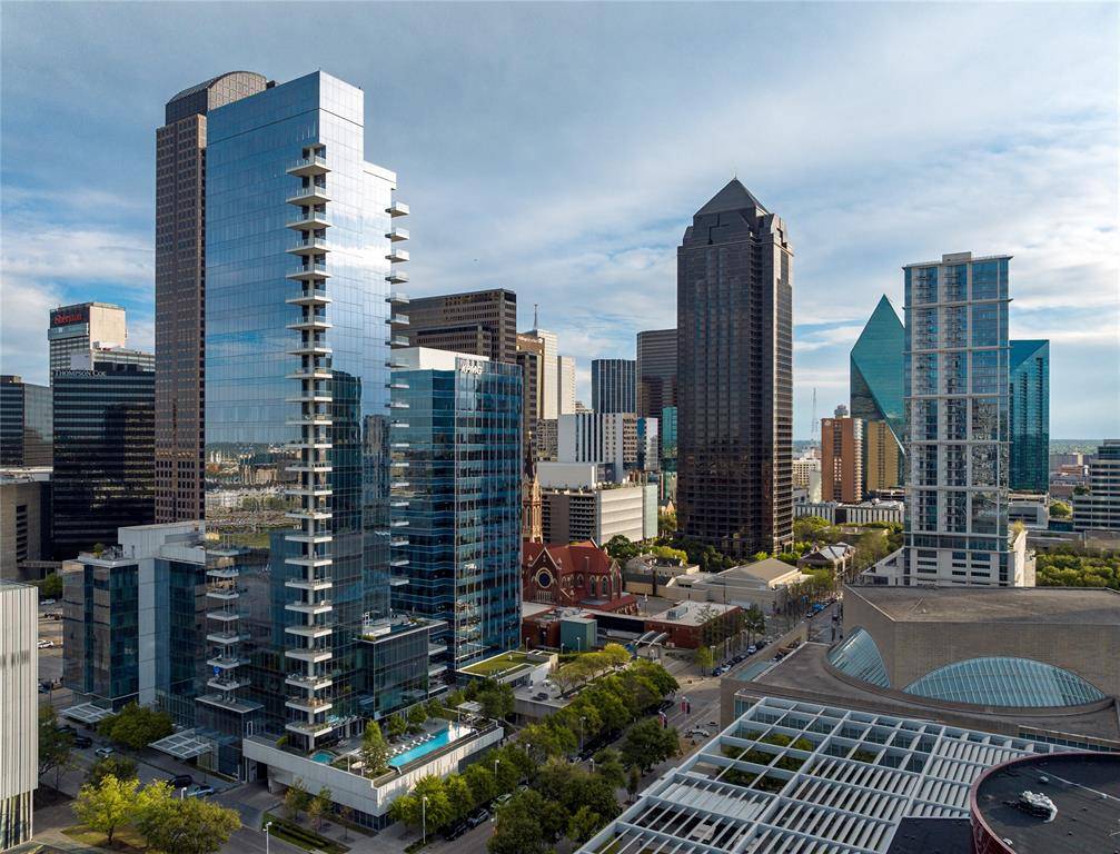 Dallas, TX 75201,1747 Leonard Street #403