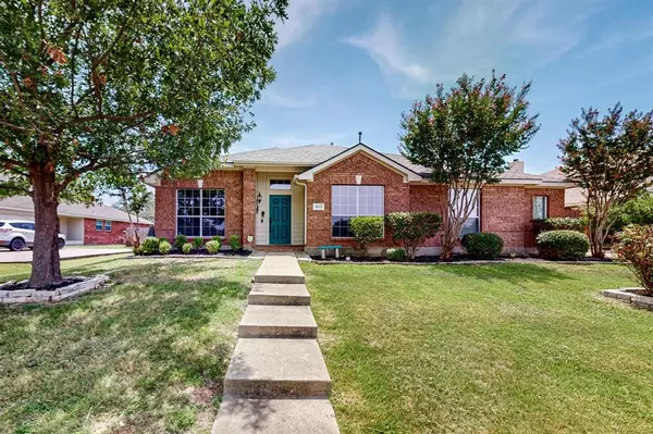 1013 Shenandoah Way,  Forney,  TX 75126