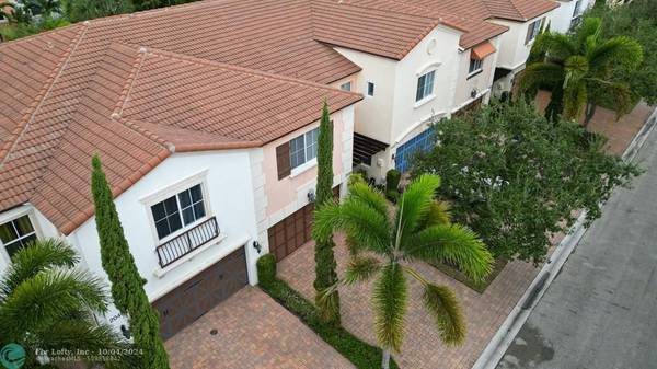 2036 Foxtail View Ct, West Palm Beach, FL 33411