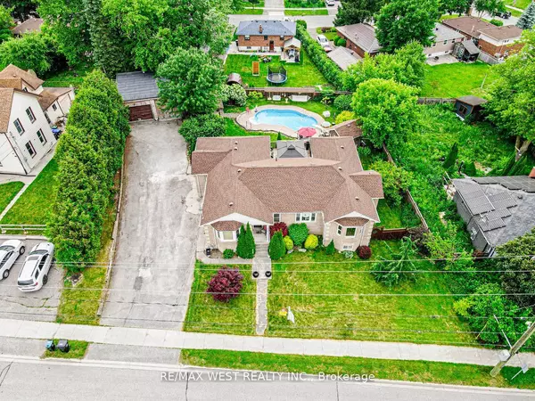 Bradford West Gwillimbury, ON L3Z 1Y9,204 Simcoe RD