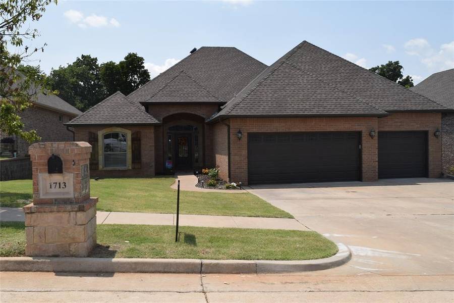 1713 Rain Tree Lane, Midwest City, OK 73130