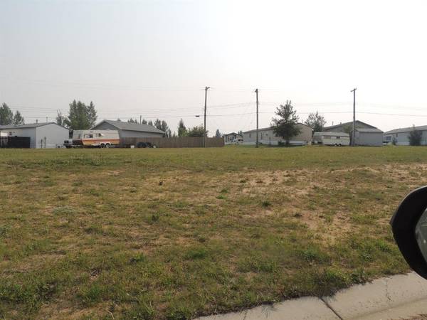 407 6th ST North, Marwayne, AB T0B 2X0