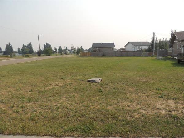 409 6th ST North, Marwayne, AB T0B 2X0