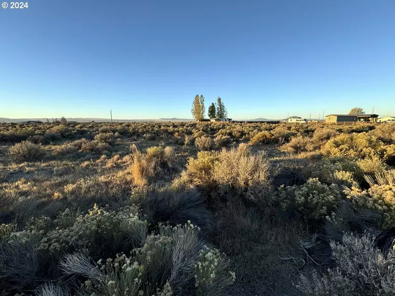 Christmas Valley HWY #TL -900, Christmas Valley, OR 97641