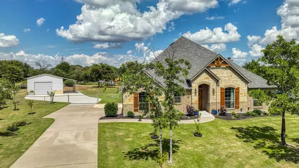 337 Timbers Circle, Poolville, TX 76487