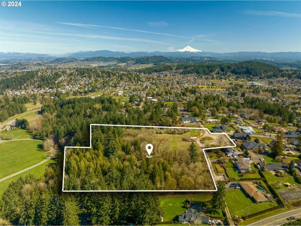 12040 SE MT SCOTT BLVD, Happy Valley, OR 97086