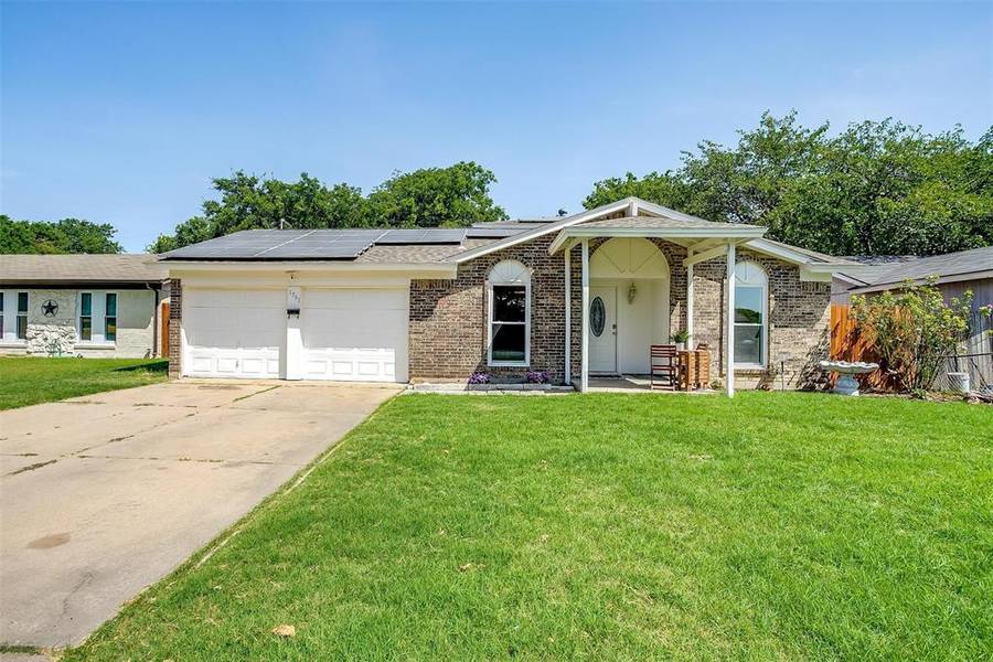 1791 Americana Boulevard, Blue Mound, TX 76131