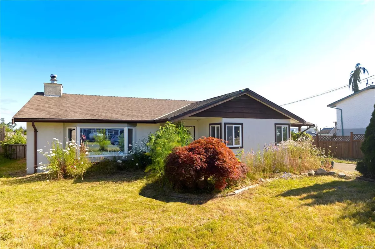 Parksville, BC V9K 1E9,737 Nanoose Ave