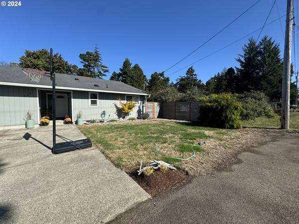 Florence, OR 97439,1301 20TH ST