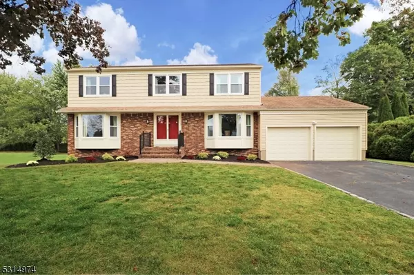 33 Tilden Dr, East Hanover Twp., NJ 07936