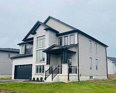 38 Allenwood RD, Springwater, ON L0L 1P0