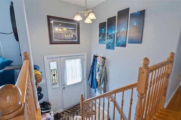 77 Dawsons Run, Conception Bay South, NL A1W 3J3